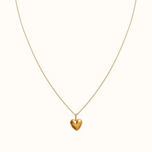 Load image into Gallery viewer, Small Chunky Gold Heart Necklace